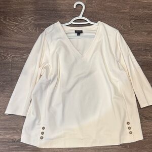 J Jill  Cream V-Neck 3/4 Sleeve Top